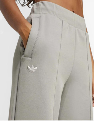 ADIDAS Originals Neuclassics Trackpant Pants Grey