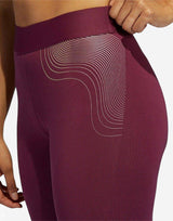 ADIDAS Sportswear Holiday Shine Graphic Leggings Burgundy | MegaMall.bg