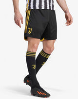 ADIDAS x Juventus Authentic 23/24 Shorts Black Черен XS | MegaMall.bg