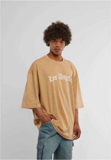 Los Angeles Wording New Huge Tee