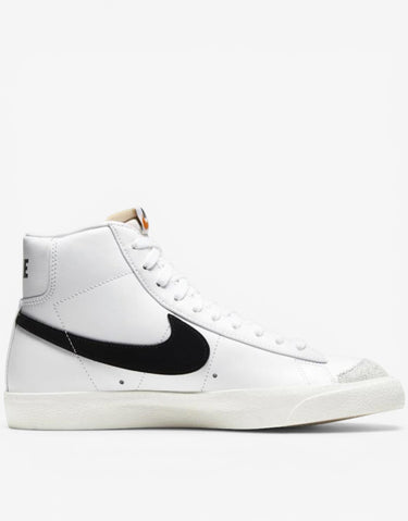 NIKE Blazer Mid 77 Shoes White