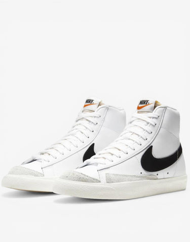 NIKE Blazer Mid 77 Shoes White
