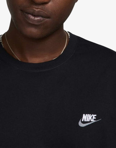 NIKE Club Tee All Black