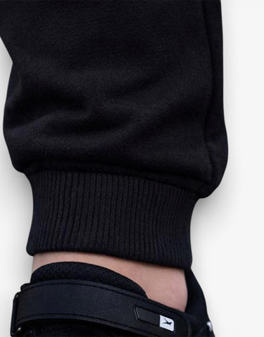 PUMA Essentials+ Mid 90's Fleece Sweatpants Black | MegaMall.bg